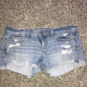 Distressed short short jean shorts